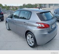 Auto - Peugeot 308 bluehdi 120 s&s active