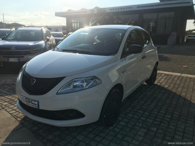 Auto - Lancia ypsilon 1.2 69 cv 5p. elefantino