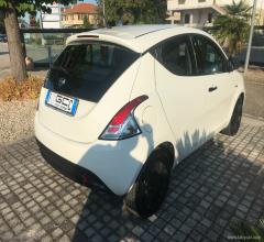 Auto - Lancia ypsilon 1.2 69 cv 5p. elefantino