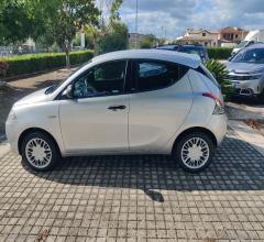 Auto - Lancia ypsilon 1.3 mjt 95 cv 5p. s&s elefantino