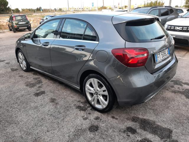 Auto - Mercedes-benz a 180 d sport