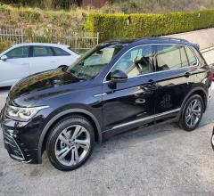 Auto - Volkswagen tiguan 2.0 tdi 150cv scr dsg r-line