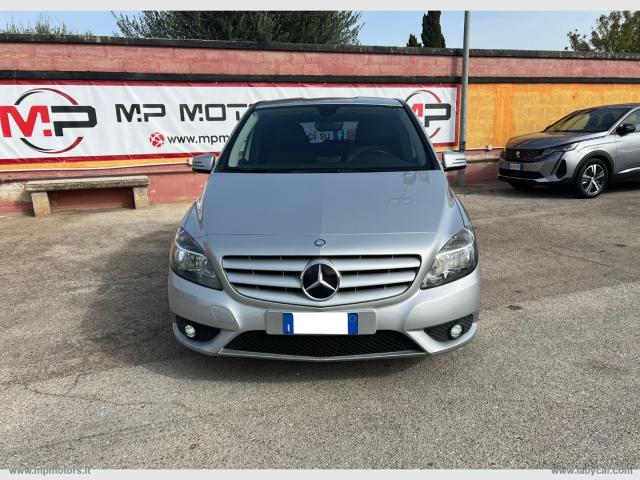 Auto - Mercedes-benz b 180 business 1.5 cdi