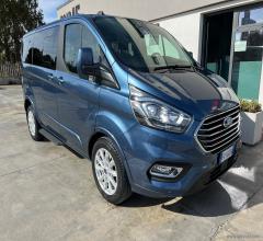 Auto - Ford tou.cust. 320 2.0 tdci 130 mhev pc tit.