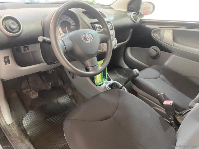 Auto - Toyota aygo 1.0 vvt-i 3p.