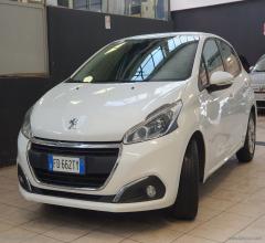 Auto - Peugeot 208 puretech 82 5p. access