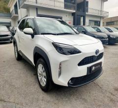 Auto - Toyota yaris cross 1.5 hybrid 5p. e-cvt busin.