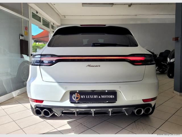 Auto - Porsche macan 2.0