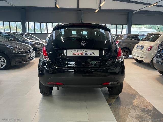 Auto - Lancia ypsilon 1.0 firefly 5p. s&s hybrid oro