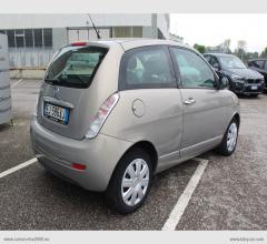 Auto - Lancia ypsilon 1.2 69 cv argento