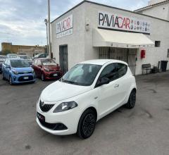 Auto - Lancia ypsilon 1.0 firefly 5p.s&s hybrid silver