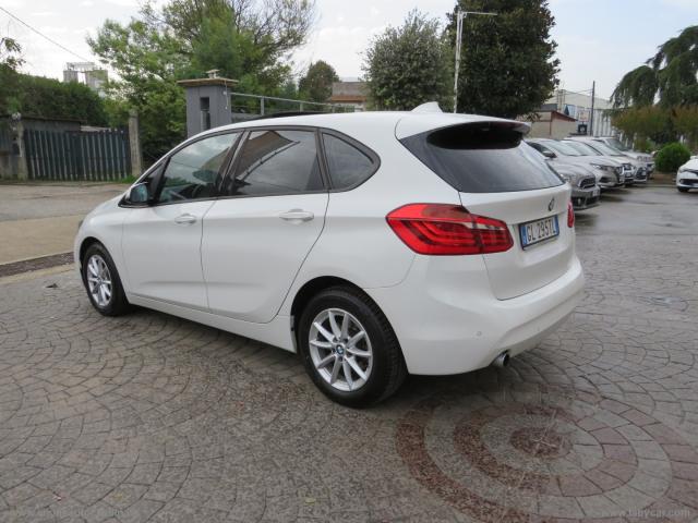 Auto - Bmw 218d active tourer sport