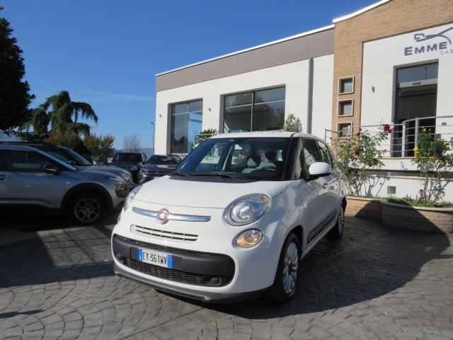 Auto - Fiat 500l living 1.6 mjt 105 cv pop star