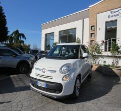 Auto - Fiat 500l living 1.6 mjt 105 cv pop star