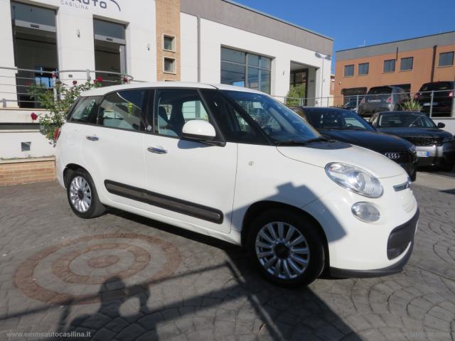 Auto - Fiat 500l living 1.6 mjt 105 cv pop star