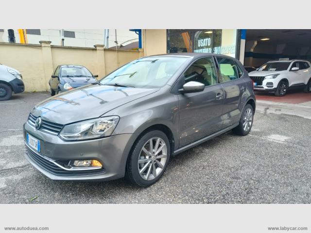 Auto - Volkswagen polo 1.2 tsi 5p. highline bluemot.tech.