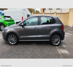 Auto - Volkswagen polo 1.2 tsi 5p. highline bluemot.tech.