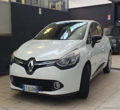 Auto - Renault clio 1.2 75 cv 5p.