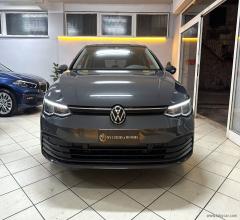 Auto - Volkswagen golf 8 2.0 tdi dsg scr life