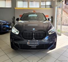 Auto - Bmw 118d msport aut. total black