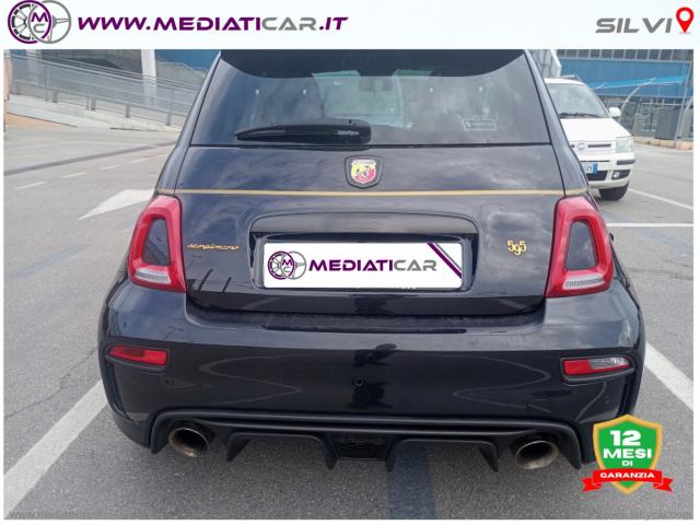 Auto - Abarth 595 1.4 turbo t-jet 165 cv scorpioneoro