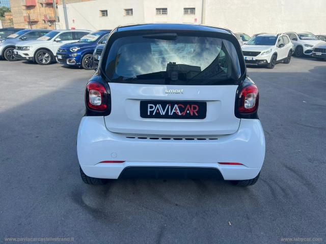 Auto - Smart fortwo 70 1.0 twinamic passion