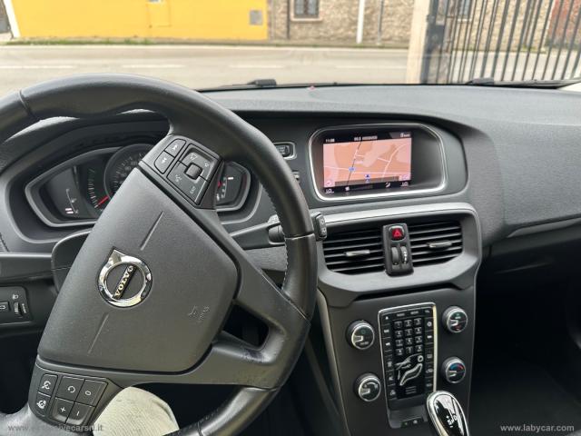 Auto - Volvo v40 d2 geartronic business