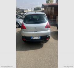 Auto - Peugeot 3008 2.0 hdi 150 cv allure