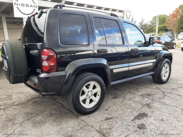 Auto - Jeep cherokee 2.8 crd limited