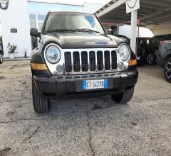 Auto - Jeep cherokee 2.8 crd limited