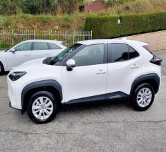 Auto - Toyota yaris cross 1.5 hybrid 5p. e-cvt busin.