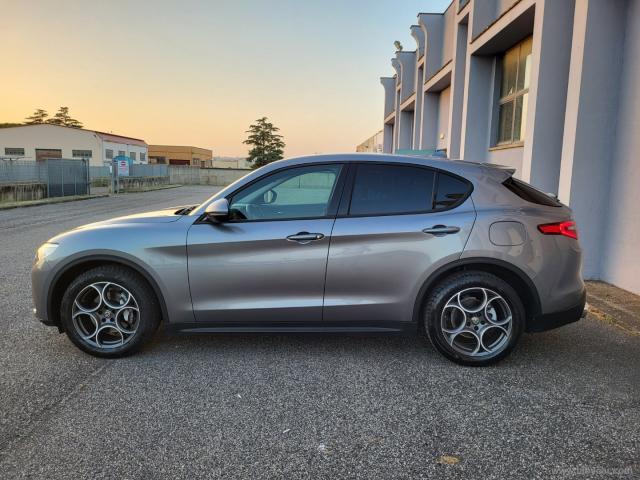 Auto - Alfa romeo stelvio 2.2 t.diesel 160cv at8 rwd sp-t.