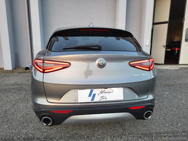 Auto - Alfa romeo stelvio 2.2 t.diesel 160cv at8 rwd sp-t.