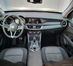 Auto - Alfa romeo stelvio 2.2 t.diesel 160cv at8 rwd sp-t.