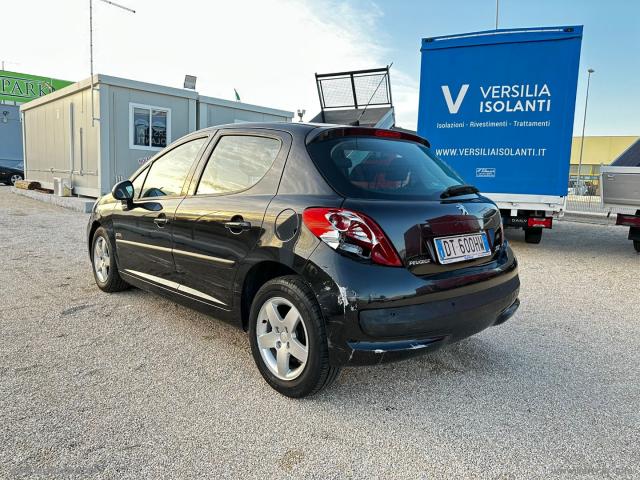 Auto - Peugeot 207 1.4 vti 95 cv 5p. energie sport