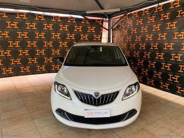 Auto - Lancia ypsilon 1.0 firefly 5p.s&s hybrid silver