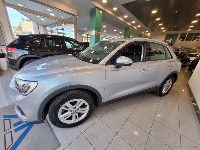 Auto - Audi q3 35 tdi s tronic business