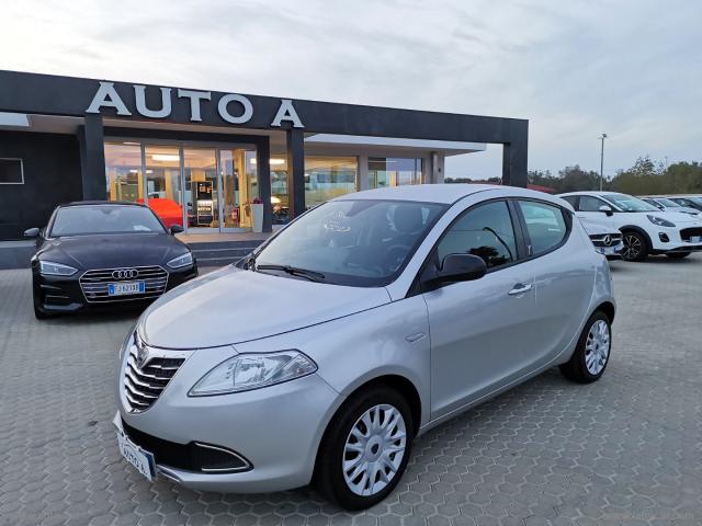 Auto - Lancia ypsilon 0.9 t.air 85 cv 5p. platinum