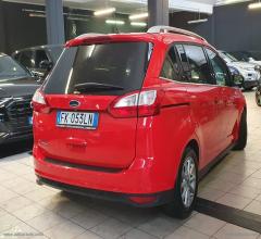 Auto - Ford c-max7 1.5 tdci 120 cv pow. s&s titanium