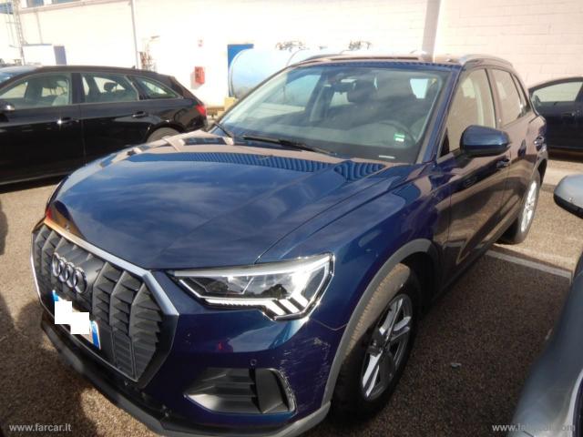 Audi q3 35 tdi s tronic business