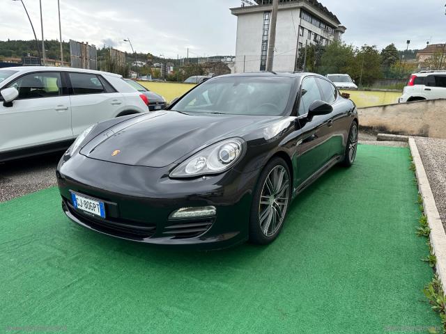 Auto - Porsche panamera 3.0 diesel