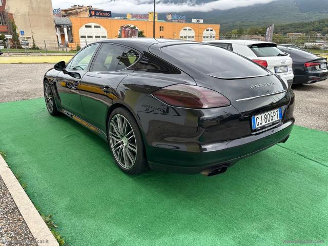 Auto - Porsche panamera 3.0 diesel