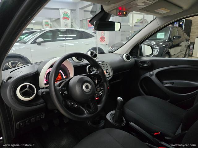 Auto - Smart forfour 70 1.0 prime