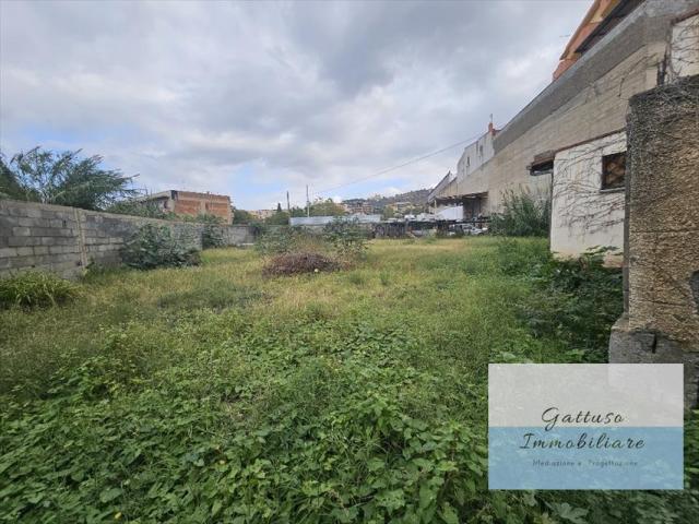 Appartamenti in Vendita - Terreno agricolo in affitto a reggio di calabria arangea