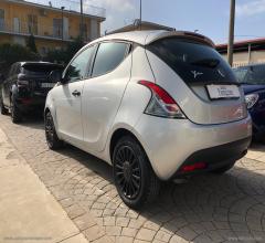 Auto - Lancia ypsilon 1.2 69 cv 5p. elefantino blu