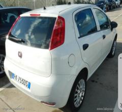 Auto - Fiat punto 1.4 8v 5p. natural power street