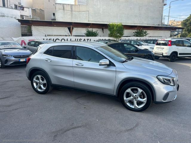 Auto - Mercedes-benz gla 200 d automatic 4matic premium