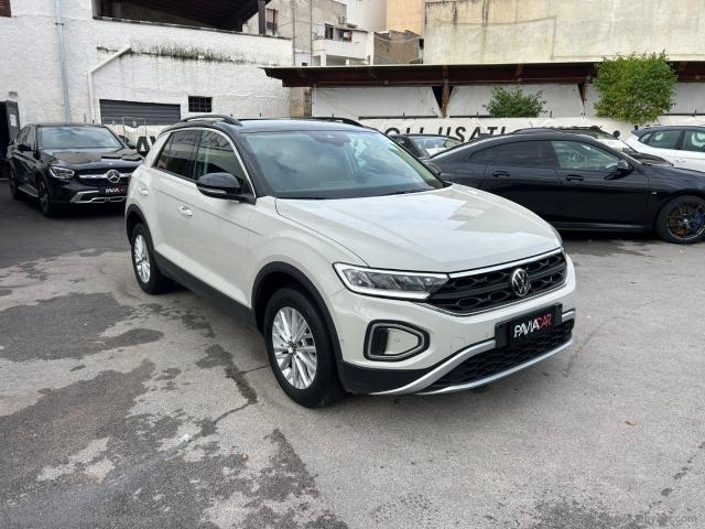 Auto - Volkswagen t-roc 1.0 tsi life