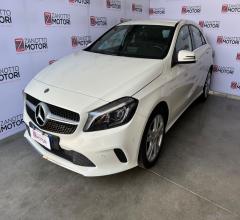 Auto - Mercedes-benz a 200 d sport