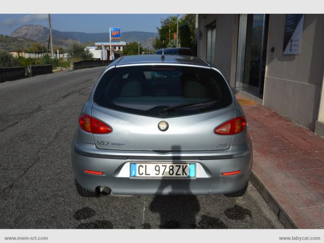 Auto - Alfa romeo 147 1.9 jtd 115cv 5p. distinctive